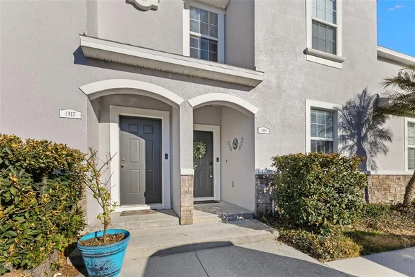 $229,900 | 1919 Greenwood Valley Drive, Plant City, FL 33563
