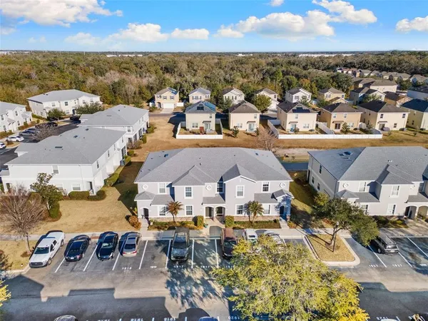 $229,900 | 1919 Greenwood Valley Drive, Plant City, FL 33563