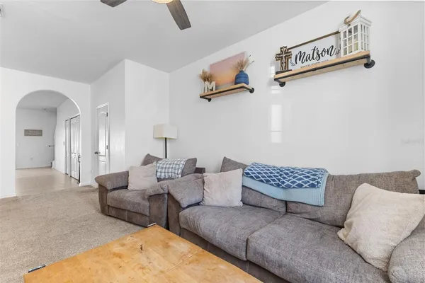 $229,900 | 1919 Greenwood Valley Drive, Plant City, FL 33563