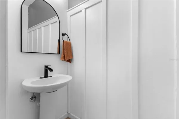 $229,900 | 1919 Greenwood Valley Drive, Plant City, FL 33563