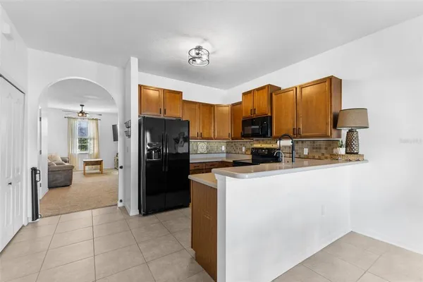 $229,900 | 1919 Greenwood Valley Drive, Plant City, FL 33563