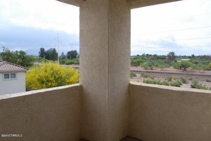 2550 East River Road, Unit 20303 Tucson, AZ 85718 - Photo 8 of 16