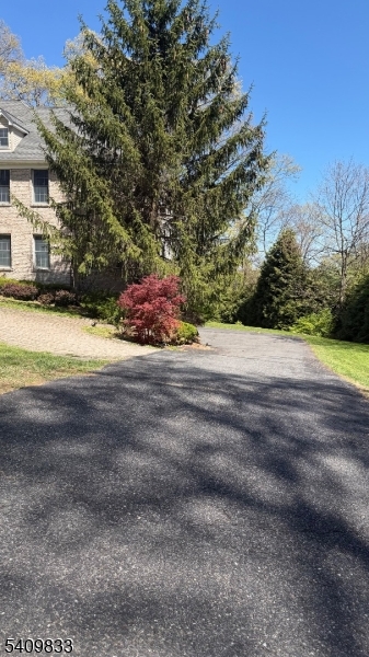 8 Overlook Road Randolph, NJ 07869 - Photo 3 of 14