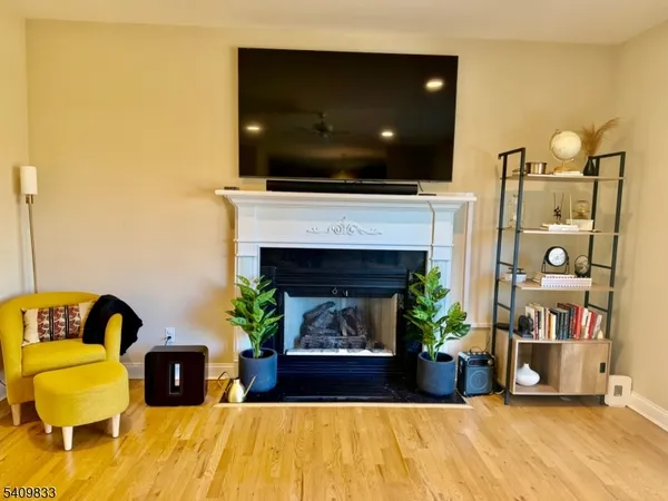 $5,800 | 8 Overlook Road, Randolph, NJ 07869