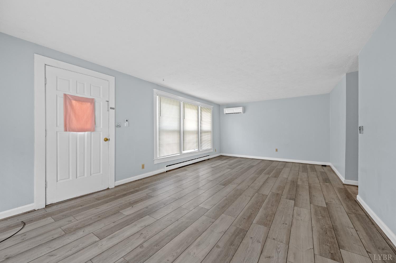840 Old Forest Road Lynchburg, VA 24501 - Photo 5 of 27 5 beautiful windows! And 1 minisplit
