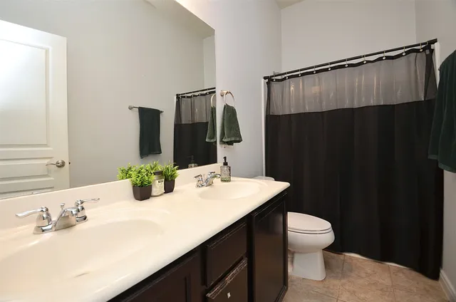 $2,400 | 4510 Brant Crossing Drive, Katy, TX 77494