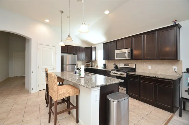 $2,400 | 4510 Brant Crossing Drive, Katy, TX 77494