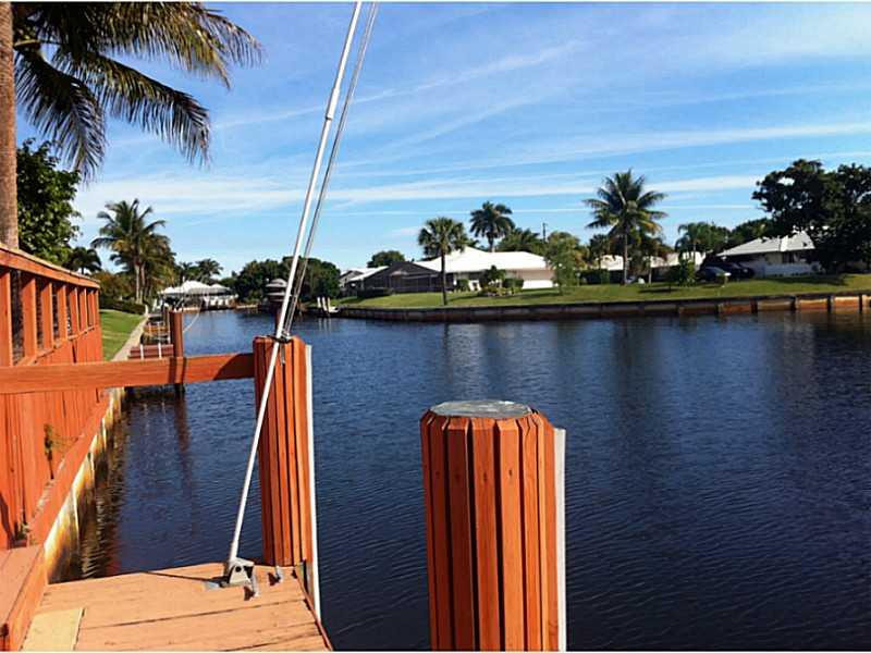 790 Apple Tree Lane Boca Raton, FL 33486 - Photo 7 of 14 Waterfront/Dock/Pier