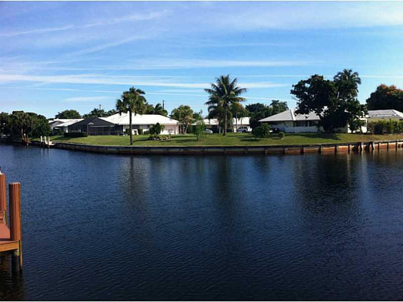 790 Apple Tree Lane Boca Raton, FL 33486 - Photo 8 of 14 Waterfront/Dock/Pier