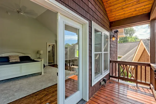 $1,325,000 | 340 Autumn Trail, Franklin, NC 28734