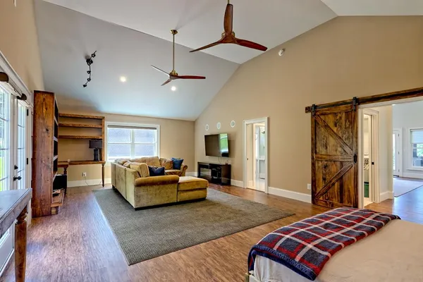 $1,325,000 | 340 Autumn Trail, Franklin, NC 28734