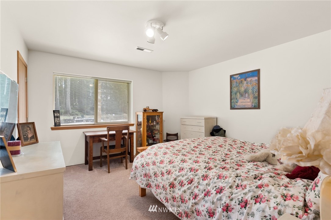 2350 East Phillips Lake Loop Road Shelton, WA 98584 - Photo 28 of 40 Gallery Image 28