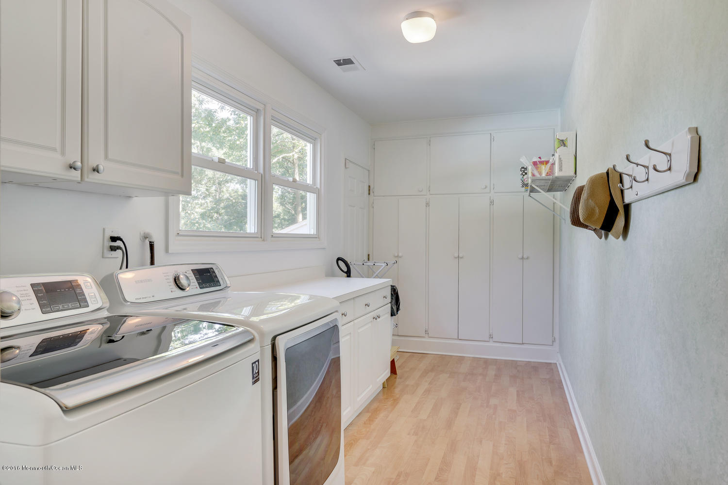 116 Windham Way Freehold, NJ 07728 - Photo 16 of 23 116 Windham Way Freehold NJ-large-039-22