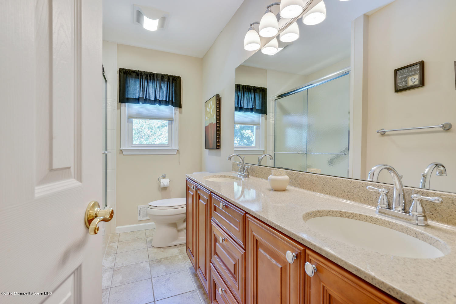 116 Windham Way Freehold, NJ 07728 - Photo 17 of 23 116 Windham Way Freehold NJ-large-040-36