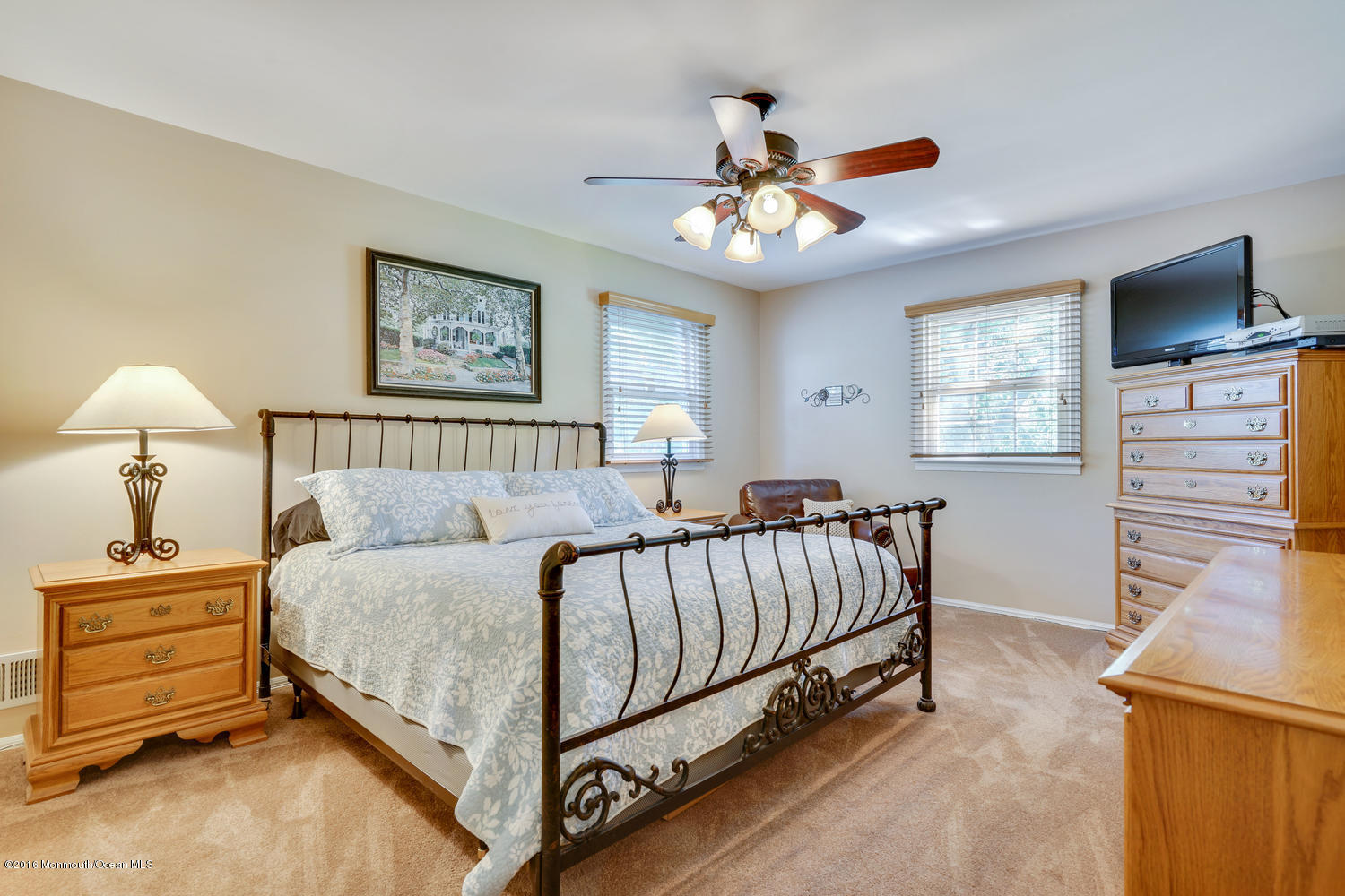 116 Windham Way Freehold, NJ 07728 - Photo 18 of 23 116 Windham Way Freehold NJ-large-042-28