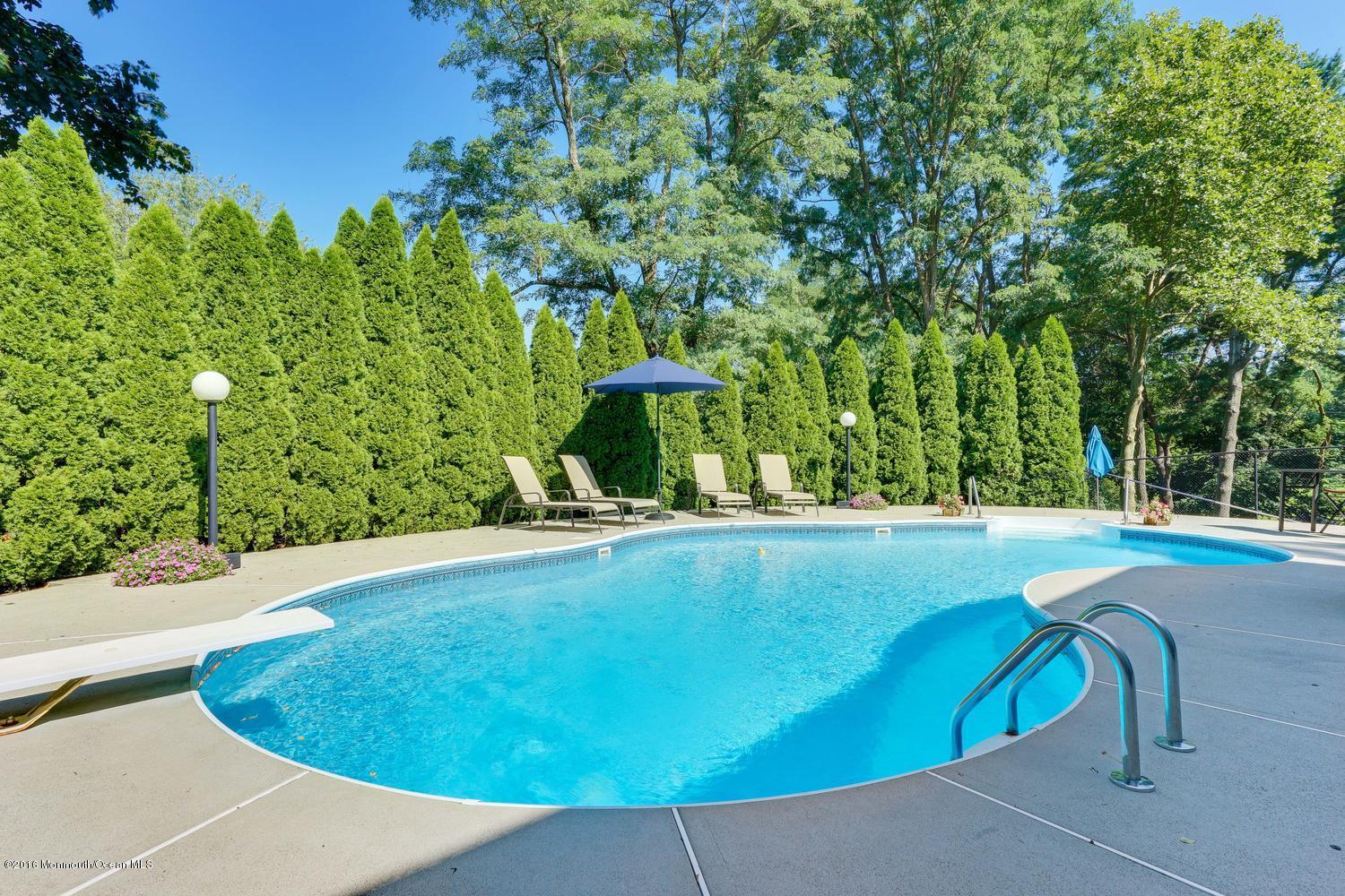 116 Windham Way Freehold, NJ 07728 - Photo 21 of 23 116 Windham Way Freehold NJ-large-051-44