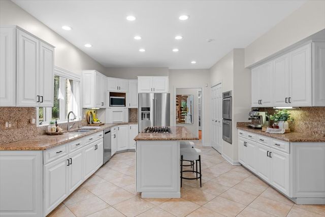 $1,190,000 | 5825 Blue Heron Drive, Long Grove, IL 60047