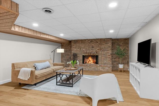 $1,190,000 | 5825 Blue Heron Drive, Long Grove, IL 60047