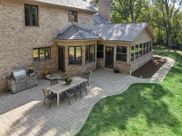 $1,190,000 | 5825 Blue Heron Drive, Long Grove, IL 60047