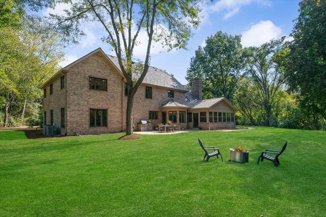 $1,190,000 | 5825 Blue Heron Drive, Long Grove, IL 60047