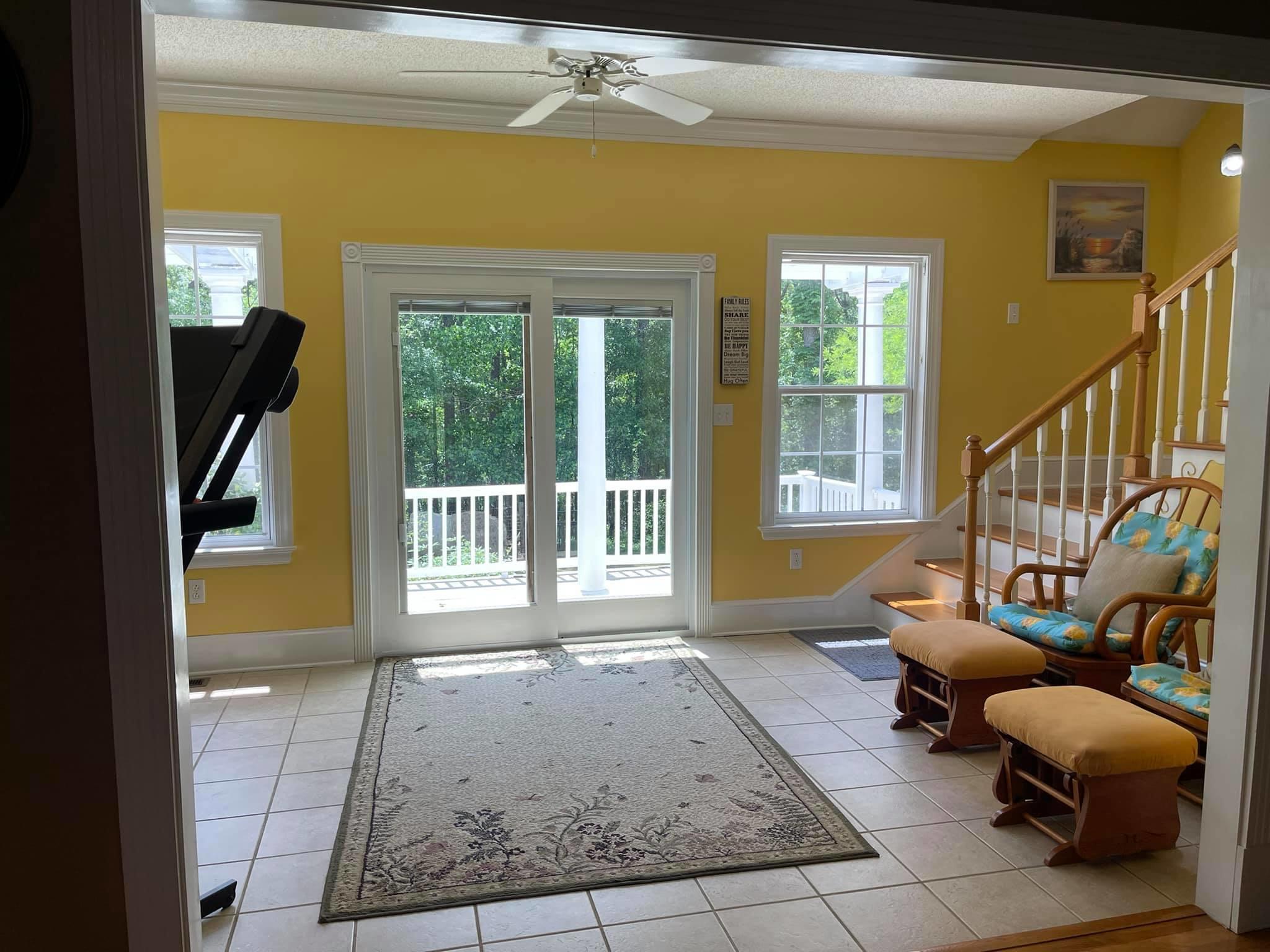 21127 Benvalen Road Andalusia, AL 36420 - Photo 11 of 36 a living room with furniture and a window