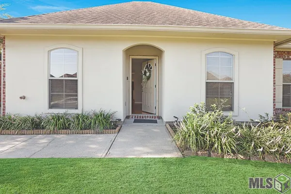 $1,900 | 40433 Crossgate Place, Gonzales, LA 70737
