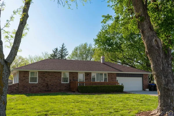 $259,000 | 3525 Southeast Croco Road, Topeka, KS 66605