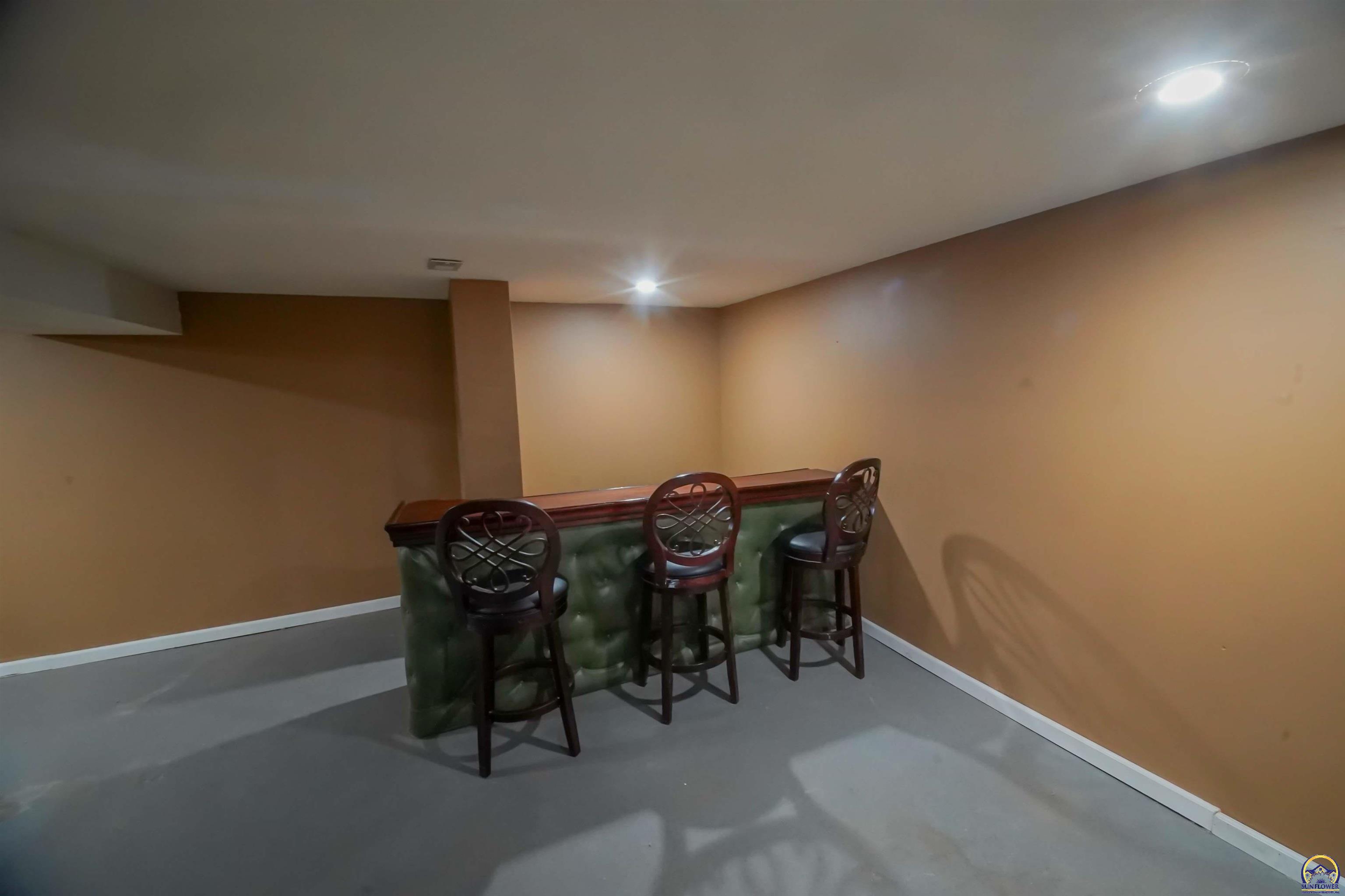 3525 Southeast Croco Road Topeka, KS 66605 - Photo 22 of 26