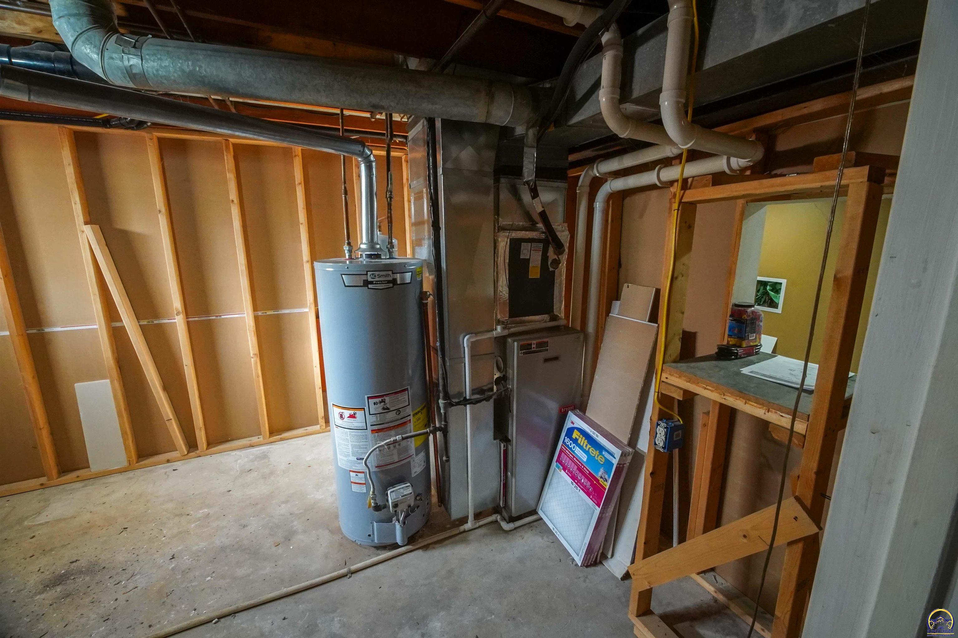 3525 Southeast Croco Road Topeka, KS 66605 - Photo 26 of 26