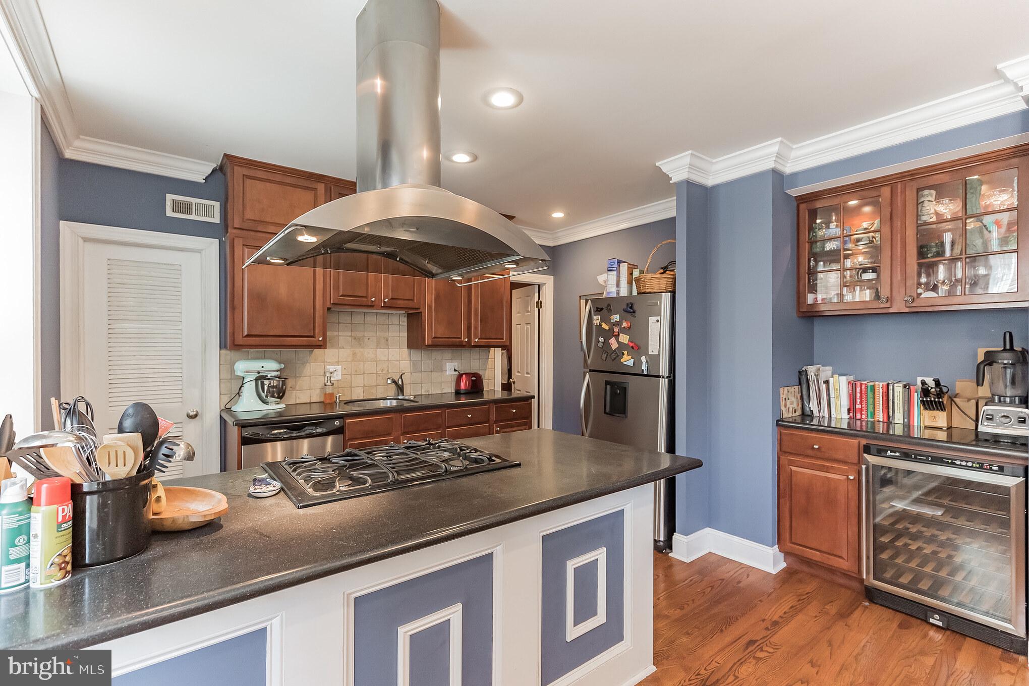 755 South 3rd Street, Unit B Philadelphia, PA 19147 - Photo 9 of 20 Gallery Image 9