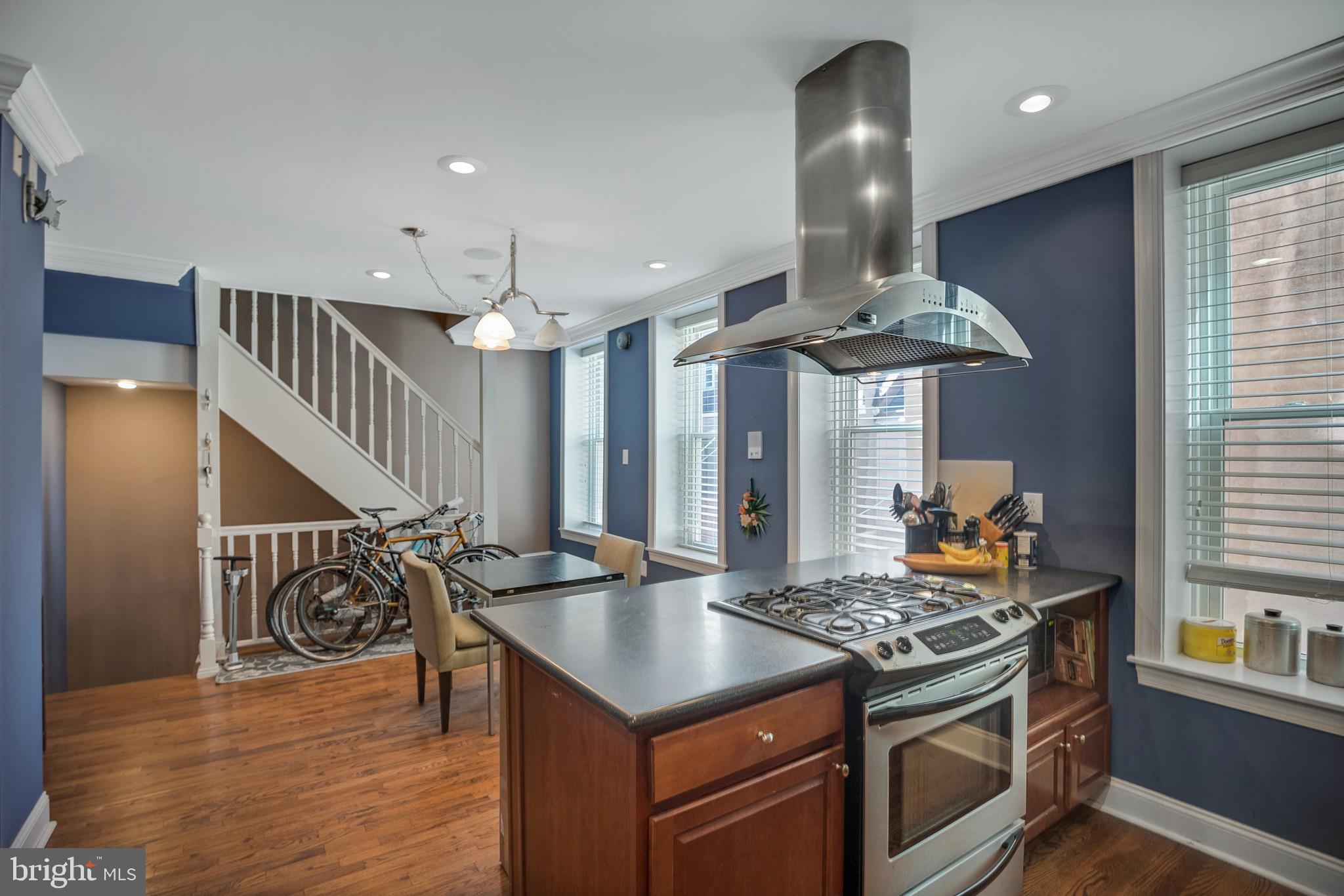 755 South 3rd Street, Unit B Philadelphia, PA 19147 - Photo 10 of 20 Gallery Image 10