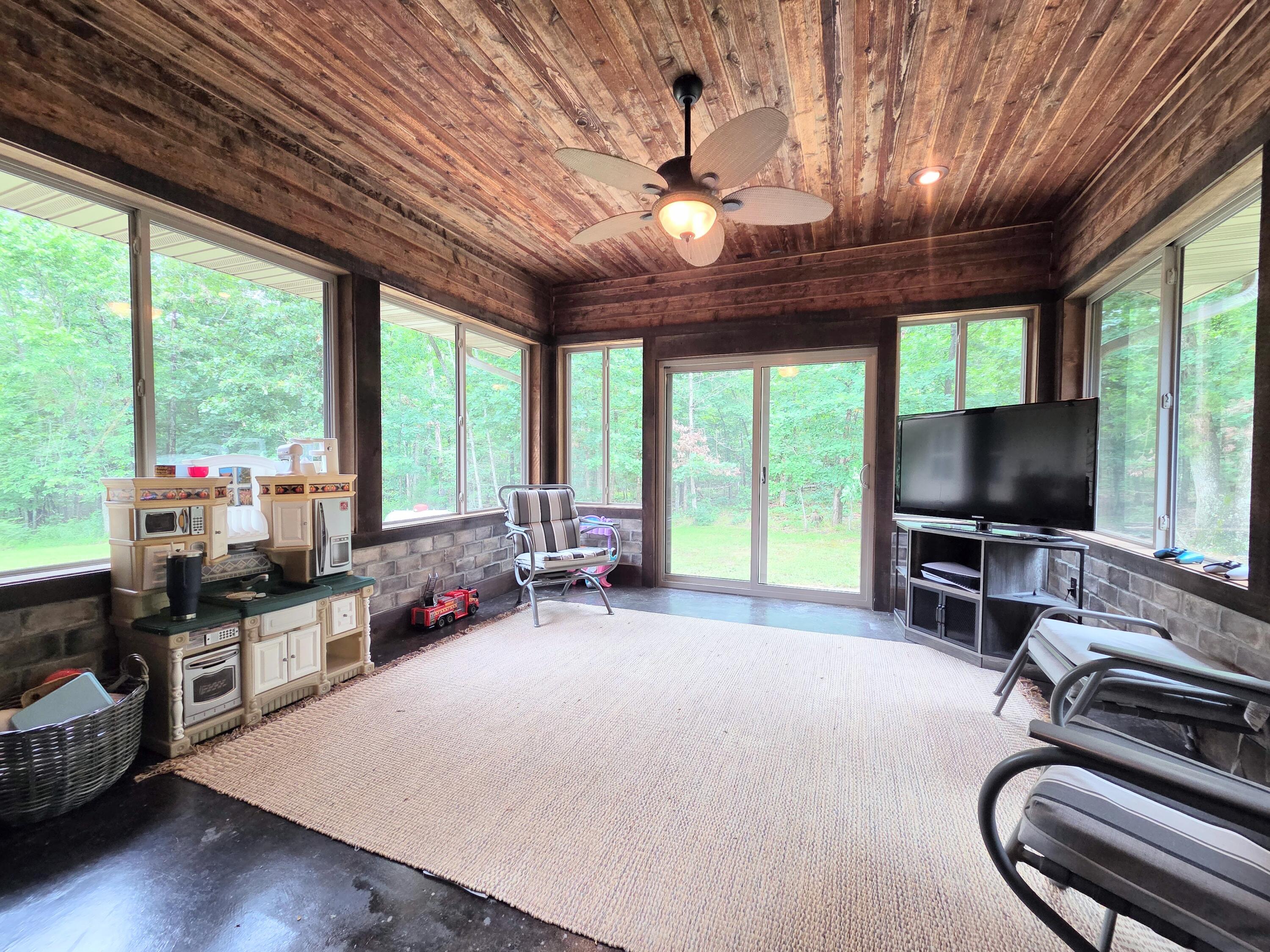 1346 Golf Course Road Marshfield, MO 65706 - Photo 37 of 84 1346 E Golf Course Rd (44)