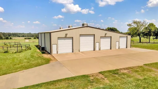 a view of a backyard of the house