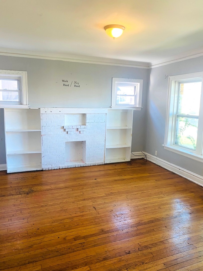 8317 South Aberdeen Street Chicago, IL 60620 - Photo 4 of 18
