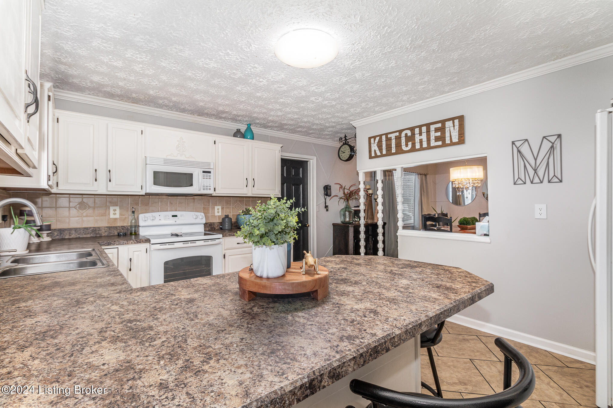 970 Cave Creek Road Falls Of Rough, KY 40119 - Photo 12 of 27 Kitchen