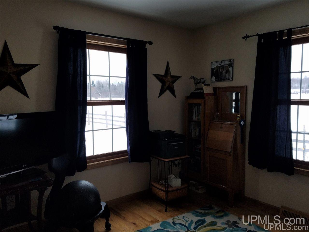 14211 North Stateline Road Hurley, WI 54534 - Photo 15 of 50