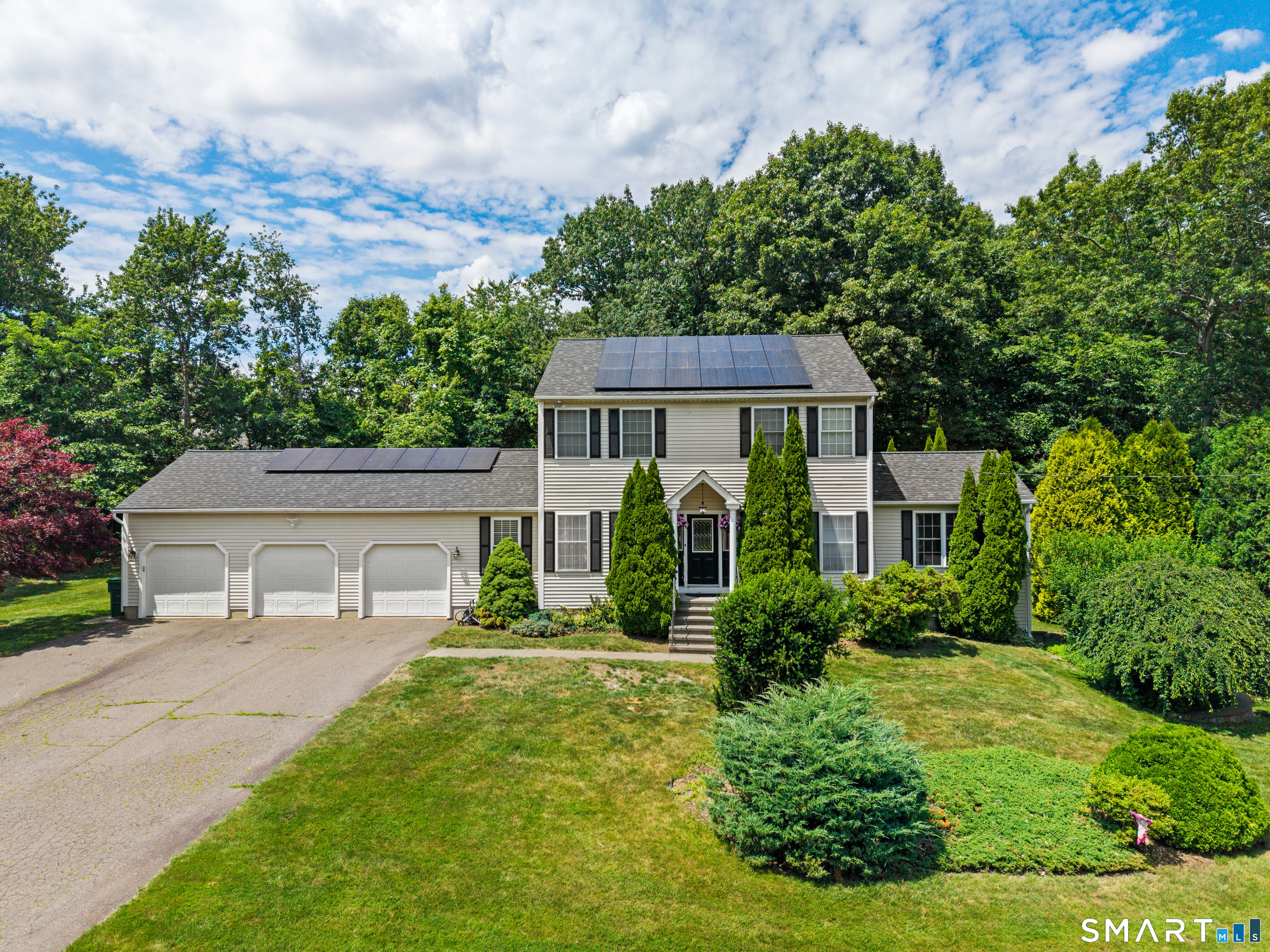 107 South Colman Road Wolcott, CT 06716 - Photo 2 of 38