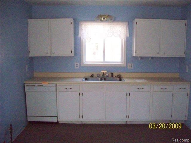 7135 Notre Dame Road Caseville, MI 48725 - Photo 2 of 8 kitchen