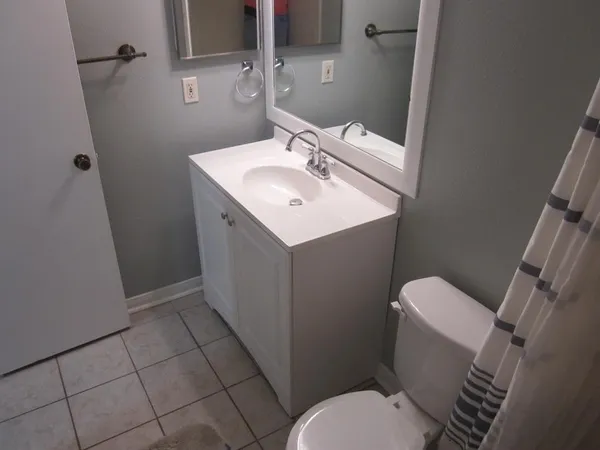 $108,000 | 9797 Leawood Boulevard, Unit 1411, Houston, TX 77099