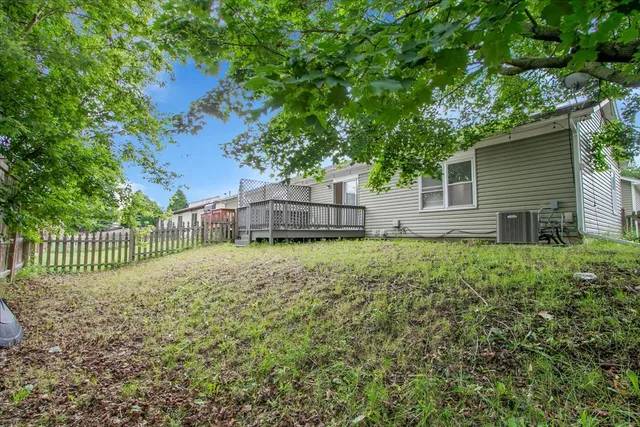 $2,850 | 1645 Estate Circle, Unit 1645, Naperville, IL 60565