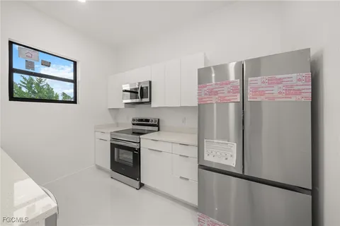 $319,700 | 447 Redwing Street, Lehigh Acres, FL 33974