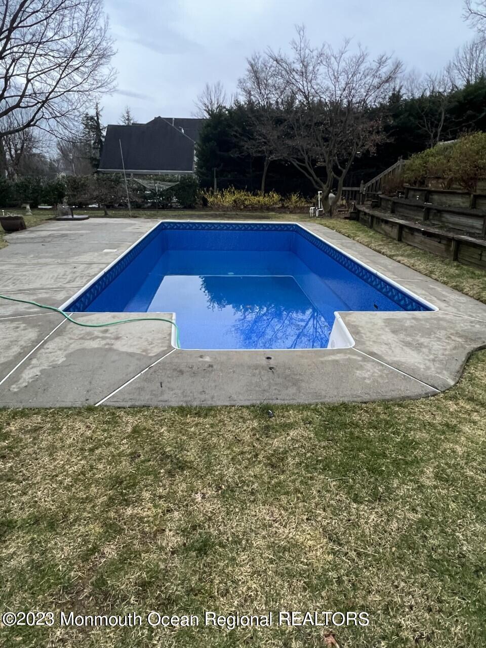 5 Rosedale Terrace Holmdel, NJ 07733 - Photo 47 of 55 New pool liner March 23, 20323