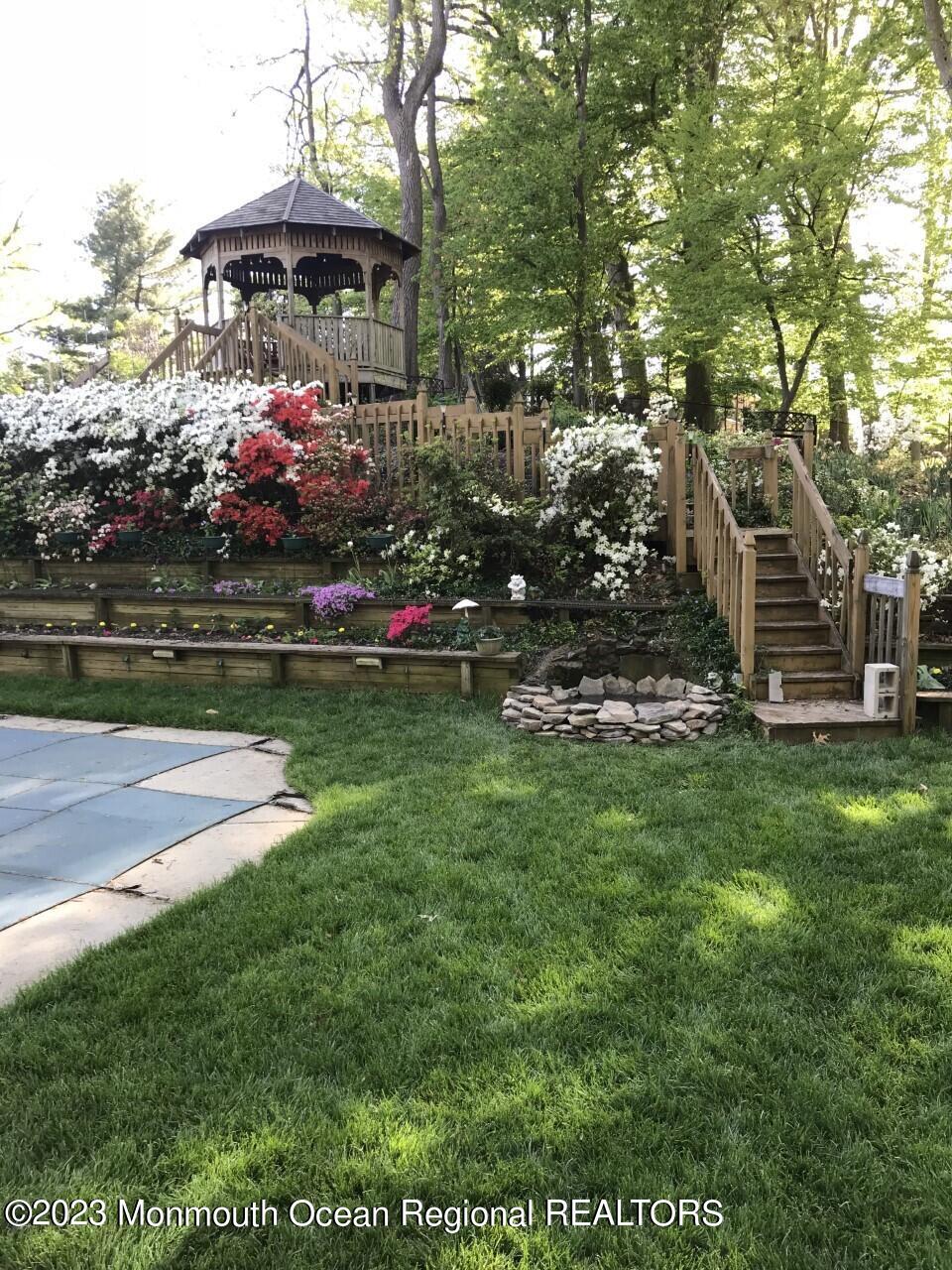 5 Rosedale Terrace Holmdel, NJ 07733 - Photo 6 of 55 Gazibo summer