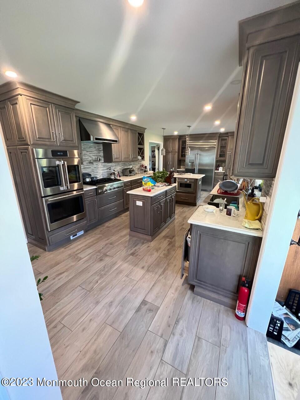 5 Rosedale Terrace Holmdel, NJ 07733 - Photo 8 of 55 kitchen6