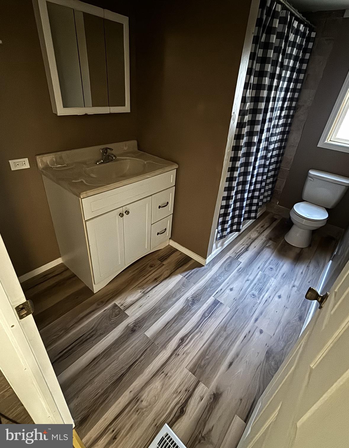 52 Upper Loop Road Leesport, PA 19533 - Photo 11 of 12 Gallery Image 11