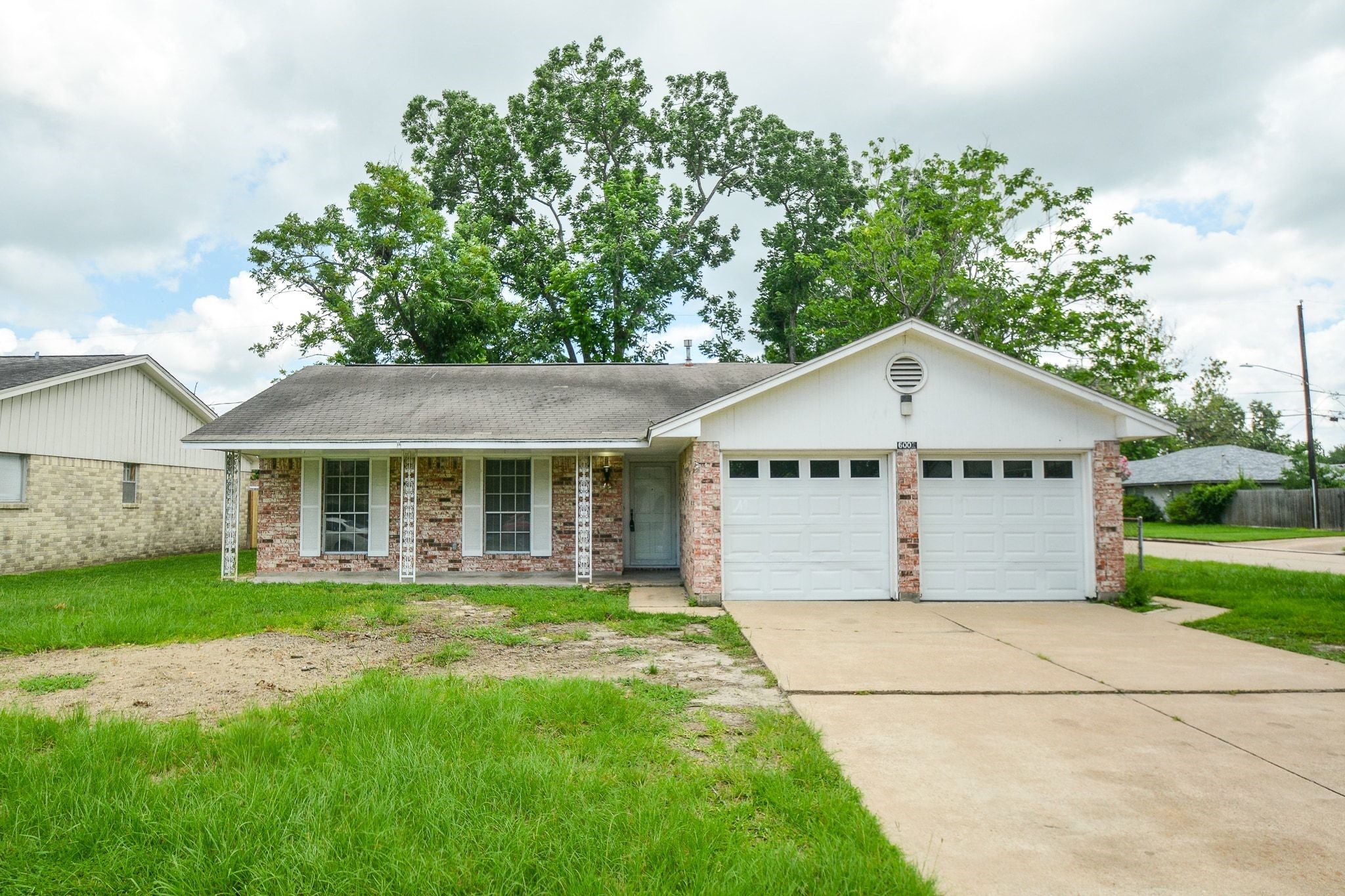 6002 Verdome Lane Houston, TX 77092 - Photo 1 of 49