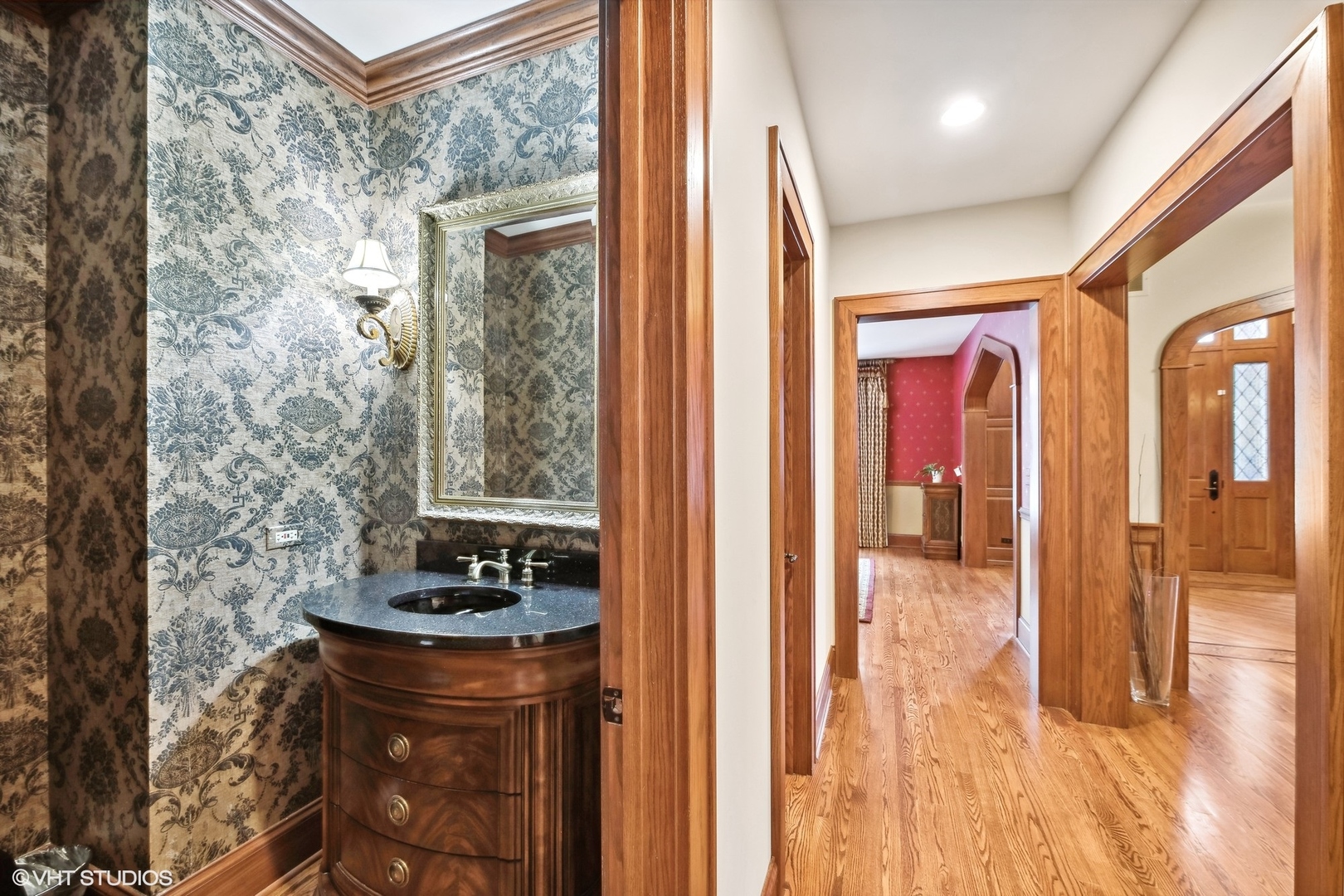 381 Argyle Avenue Elmhurst, IL 60126 - Photo 11 of 63 a bathroom with a bathtub and a shower