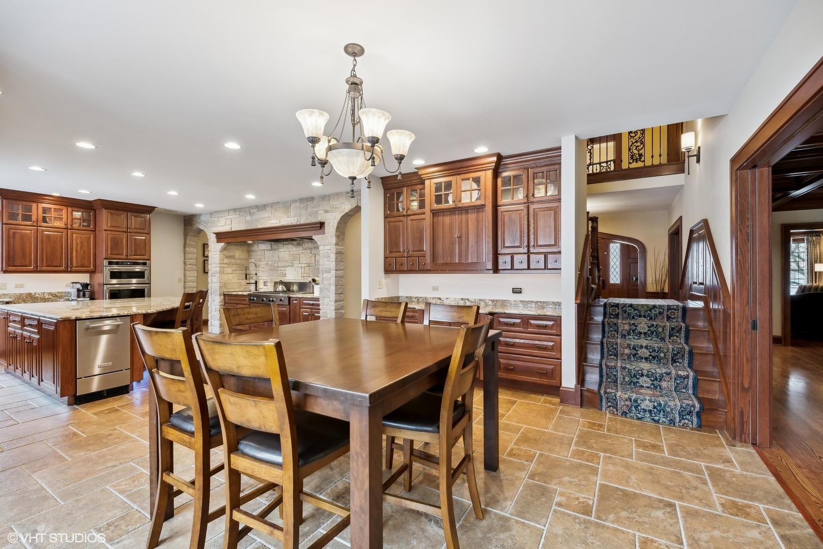 381 Argyle Avenue Elmhurst, IL 60126 - Photo 19 of 63 a view of a dining room with furniture
