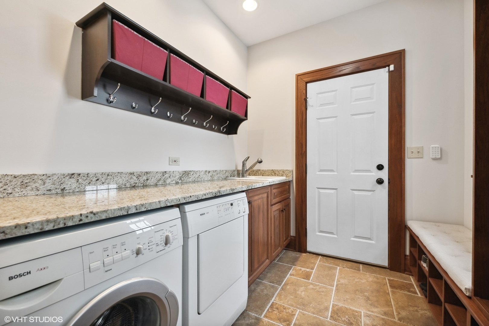 381 Argyle Avenue Elmhurst, IL 60126 - Photo 23 of 63