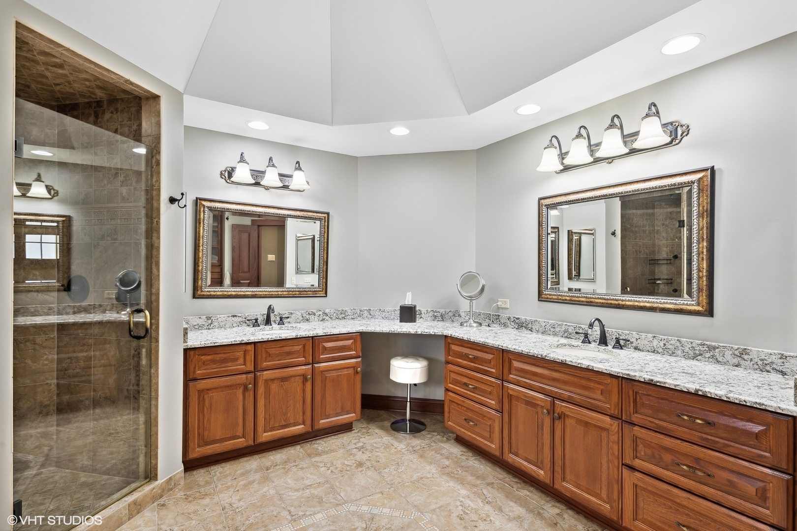 381 Argyle Avenue Elmhurst, IL 60126 - Photo 29 of 63 a spacious bathroom with a granite countertop double vanity sink a mirror and